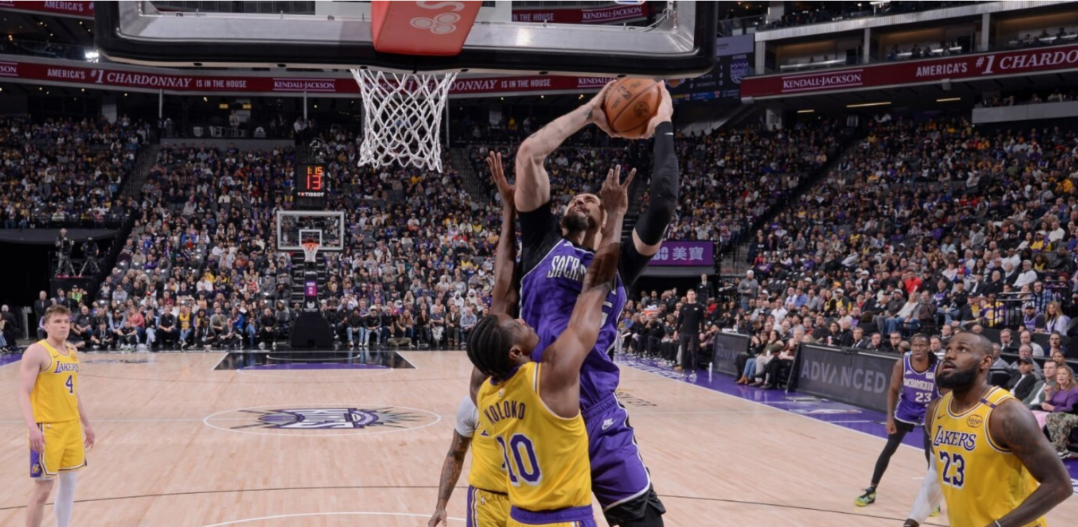 НБА: Сакраменто не зміг обіграти Лейкерс, Юта здолала Детройт